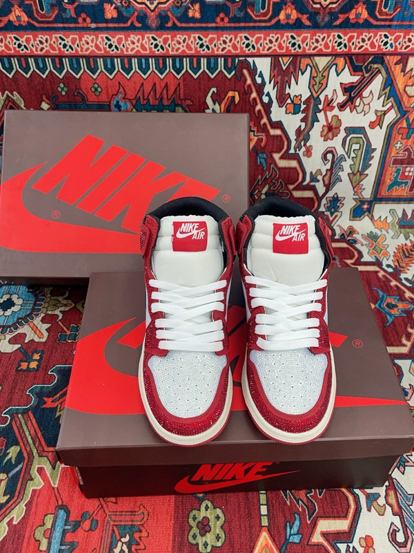 ナイキ靴背面デザイン